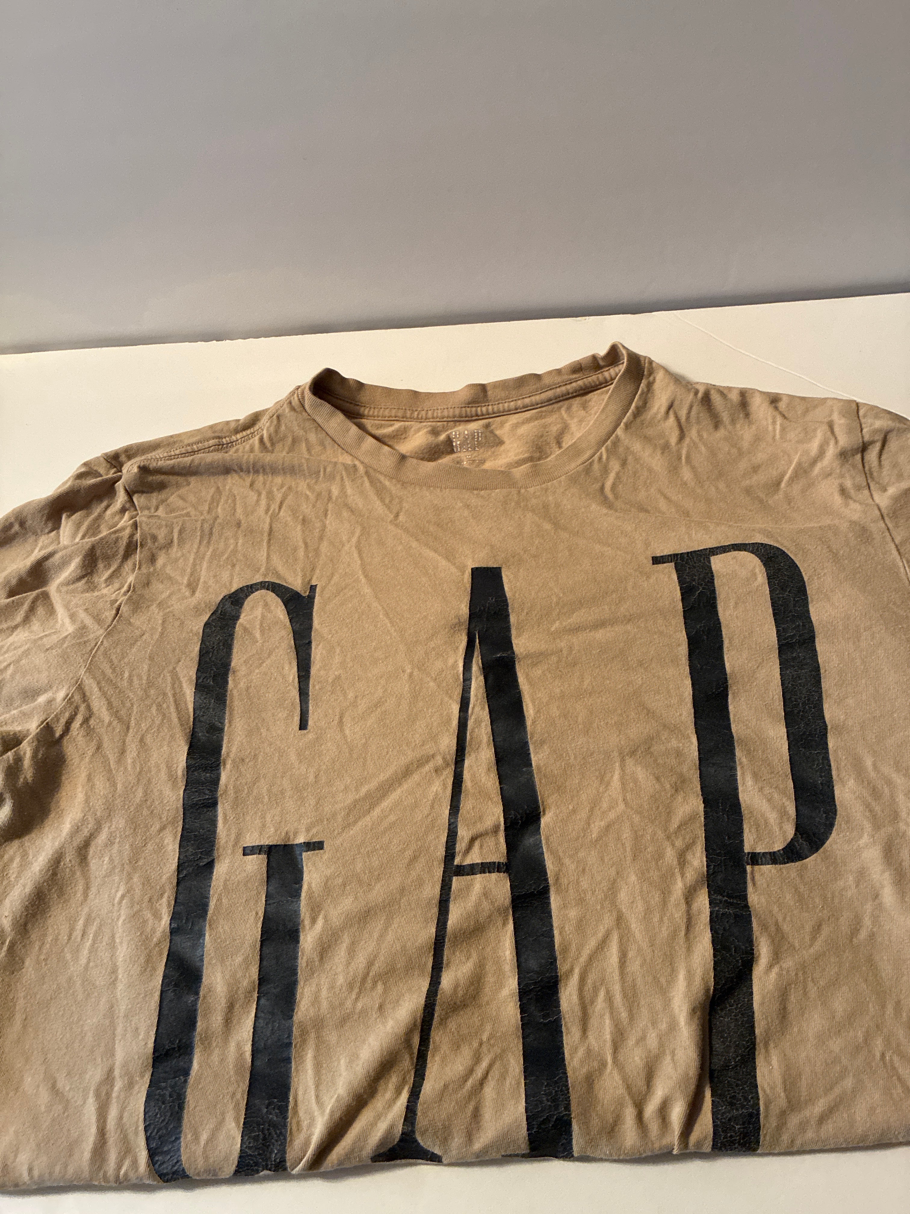 Gap Tee